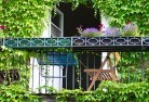 Sunny Nookrooftop-and-balcony-gardens-18.jpg; ?>